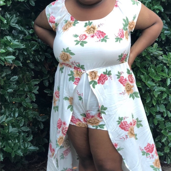 Romper - Picture 2 of 3
